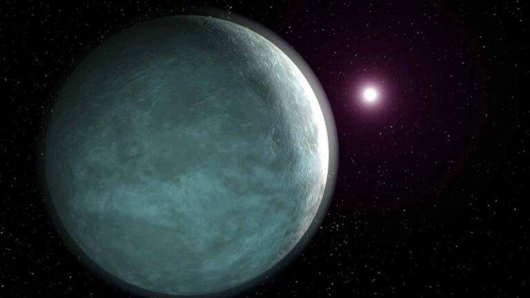 Nearby Super-Earth GJ 887d emerges as promising target in search for habitable worlds