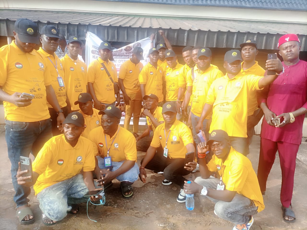 Heavy equipment operators raise alarm over poor welfare, demand better pay in Anambra