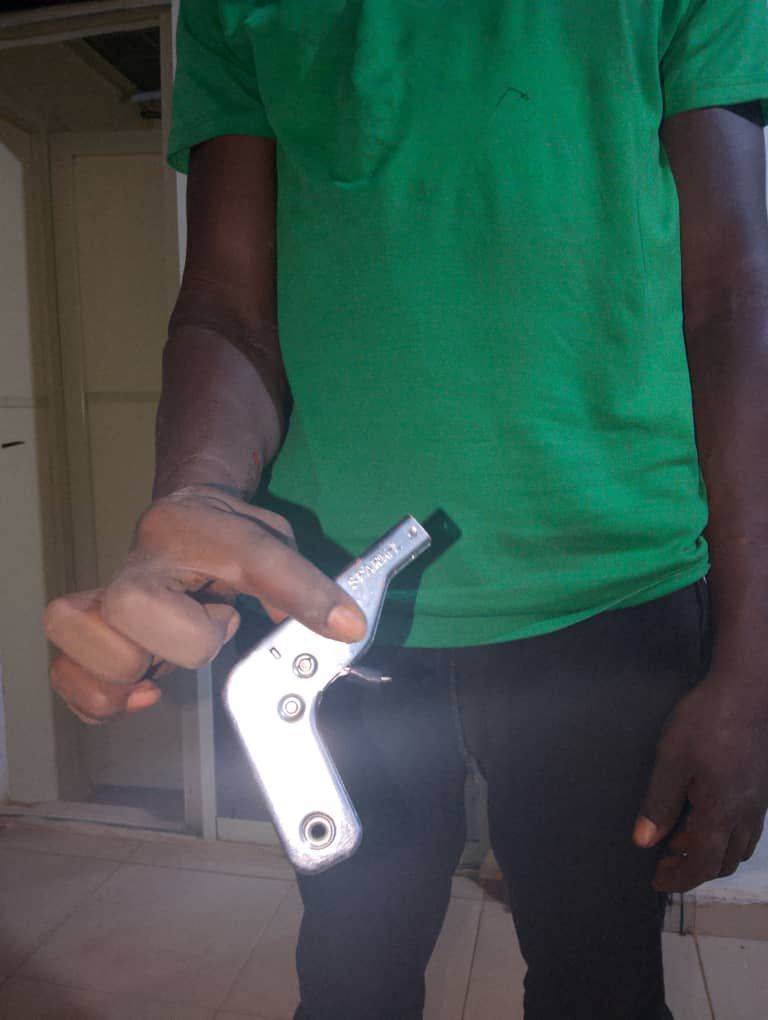 16-year-old arrested over alleged hotel robbery in Anambra, fake pistol recovered